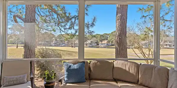 Image 3: 57-web-or-mls-0057