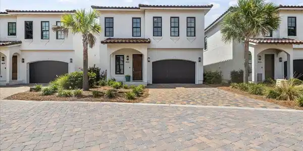 1825 Tuscana Place