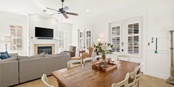 Image 3: 10-web-or-mls-FDP03771