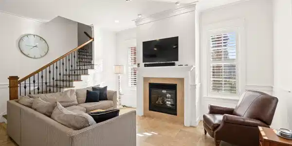 Image 4: 5-web-or-mls-FDP03756