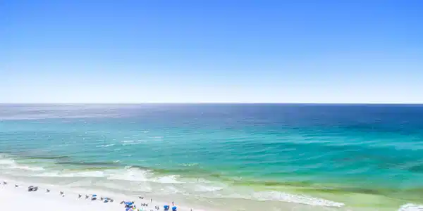 Image 4: One Seagrove Place 1604 Web Size-29