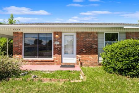 2208 Owens Circle