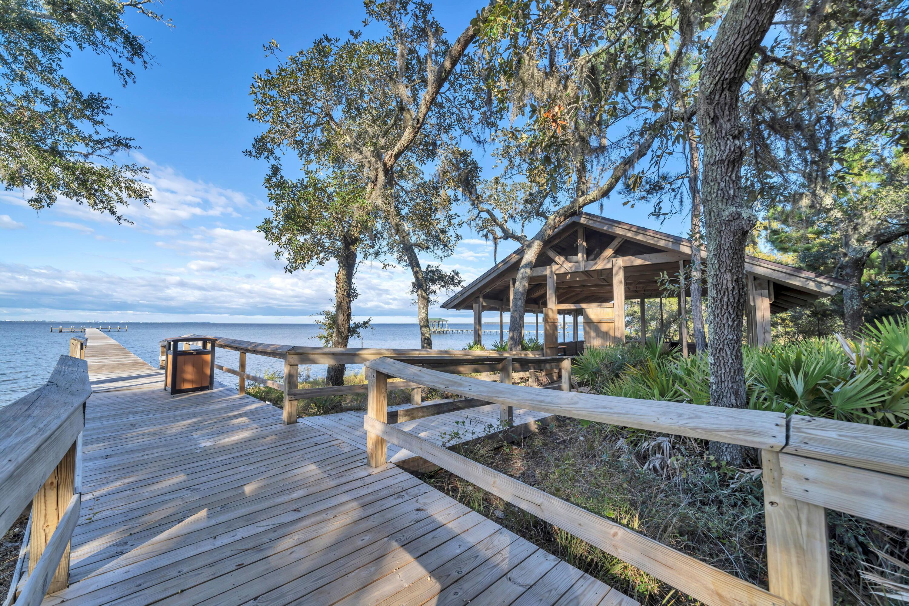 Image 4: Community Dock