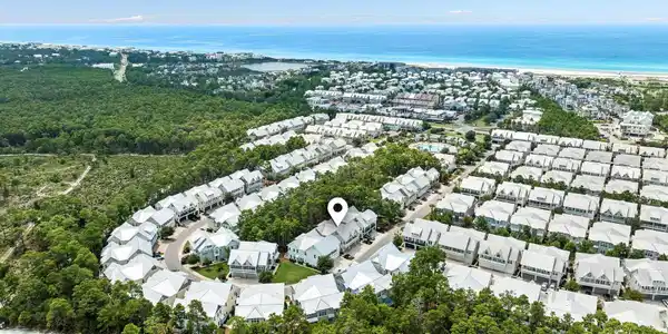 100 W Pine Lands Loop