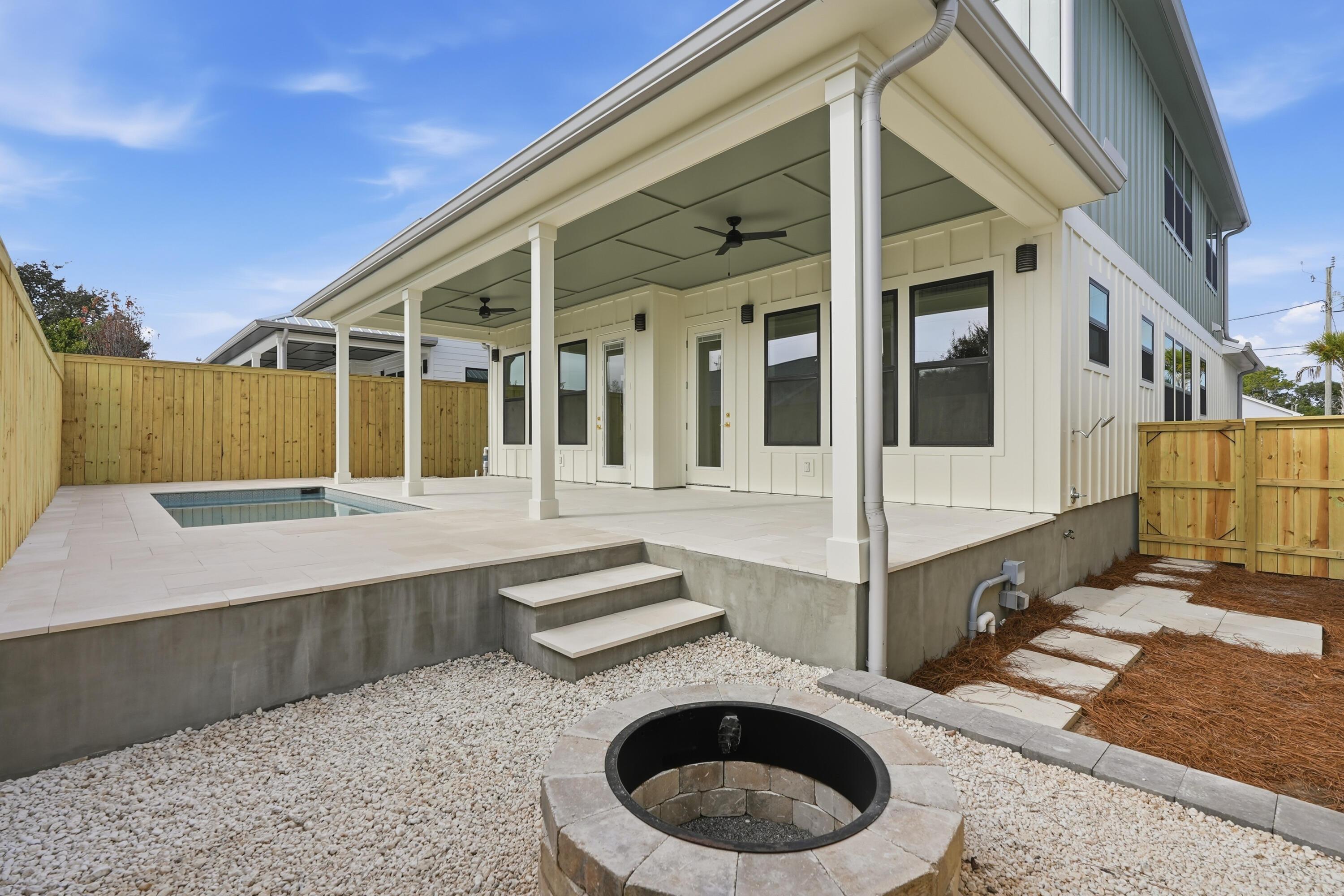 Image 3: 21511_Pompano_Ave-AWP_Media-043 (2)
