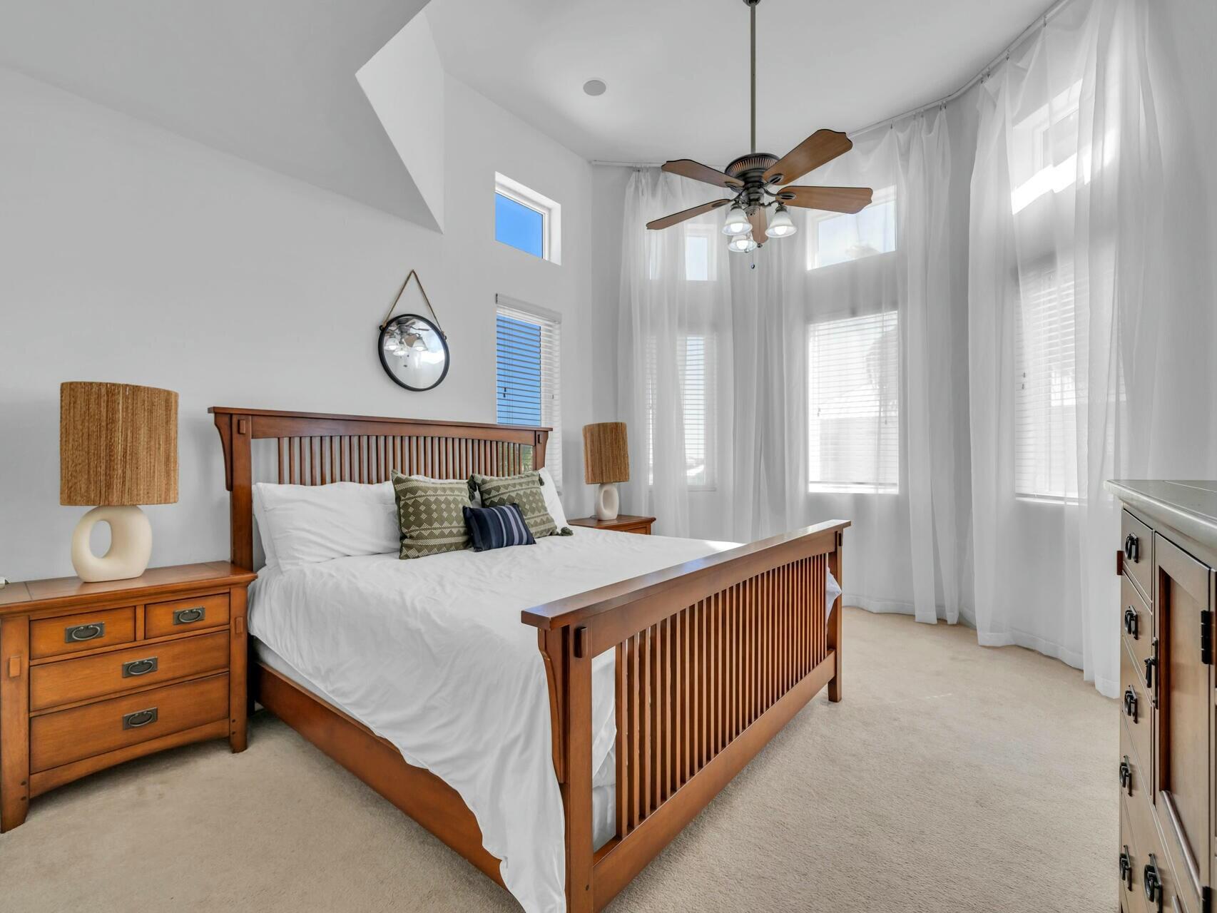 Image 4: Primary Suite