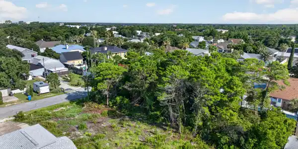 Image 2: DJI_0500_looking_NW_down the Southern si