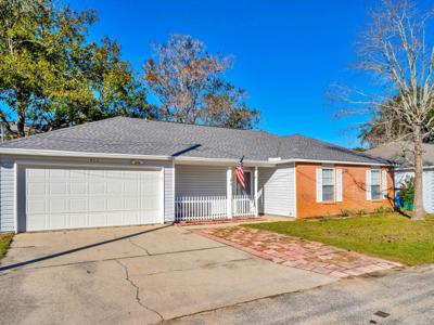 976 Crimson Heights Court