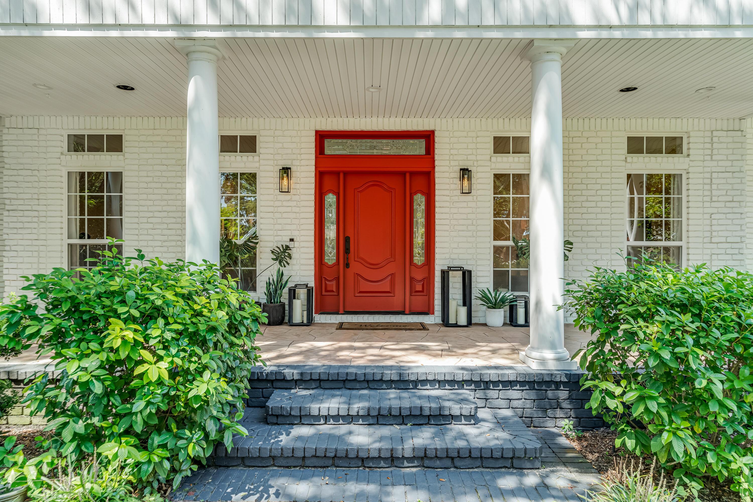 Image 2: 111 troy circle-3