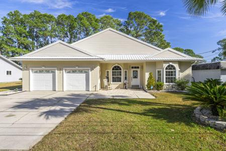 348 Fairway Boulevard