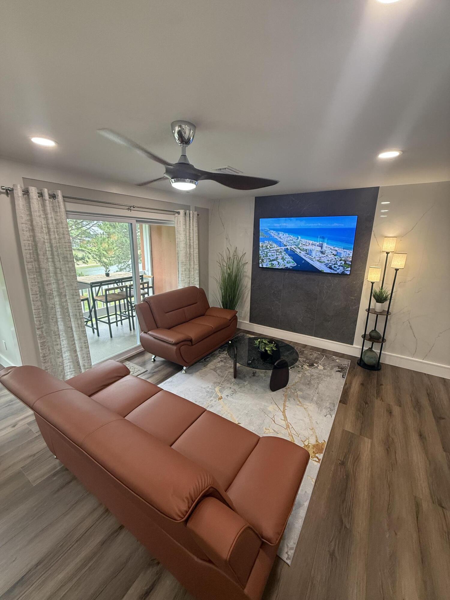 Image 2: Living Area