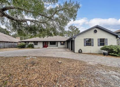 242 Country Club Road