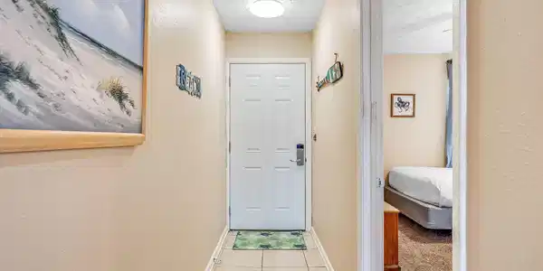 Image 2: Entry