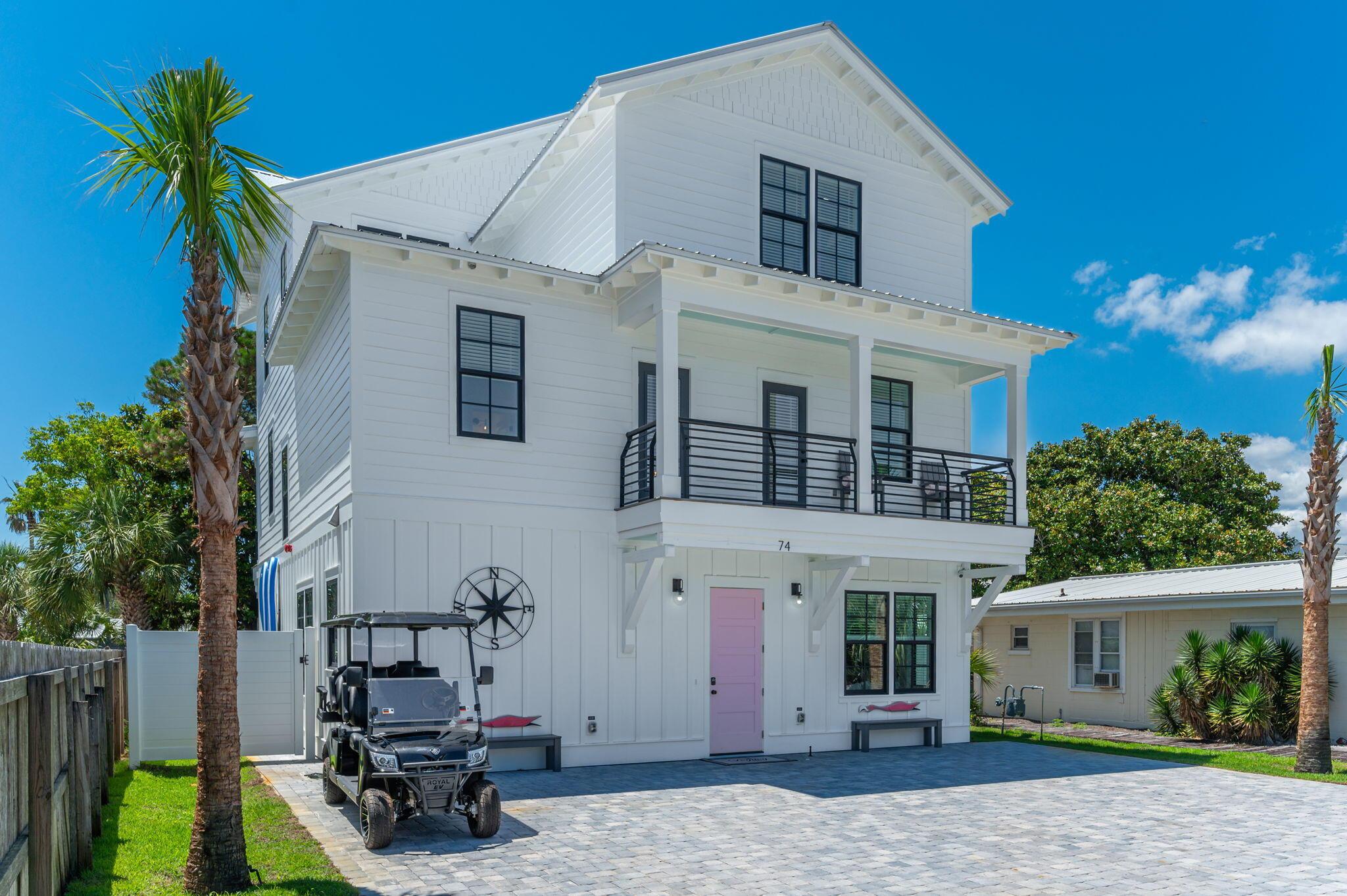 Image 2: 0-1 -web-or-mls-74 Pompano St Exterior-3