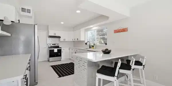 Image 3: 535 dolphin ave final-31