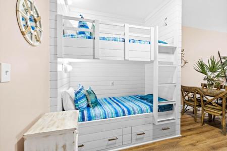 10343 E Co Highway 30A B253