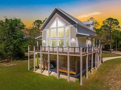 8915 S Burnt Mill Creek Road