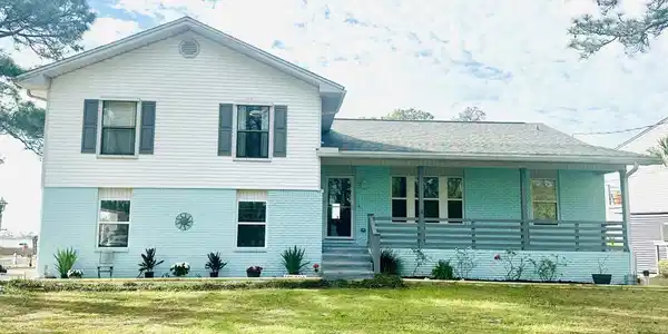 496 Parish Boulevard