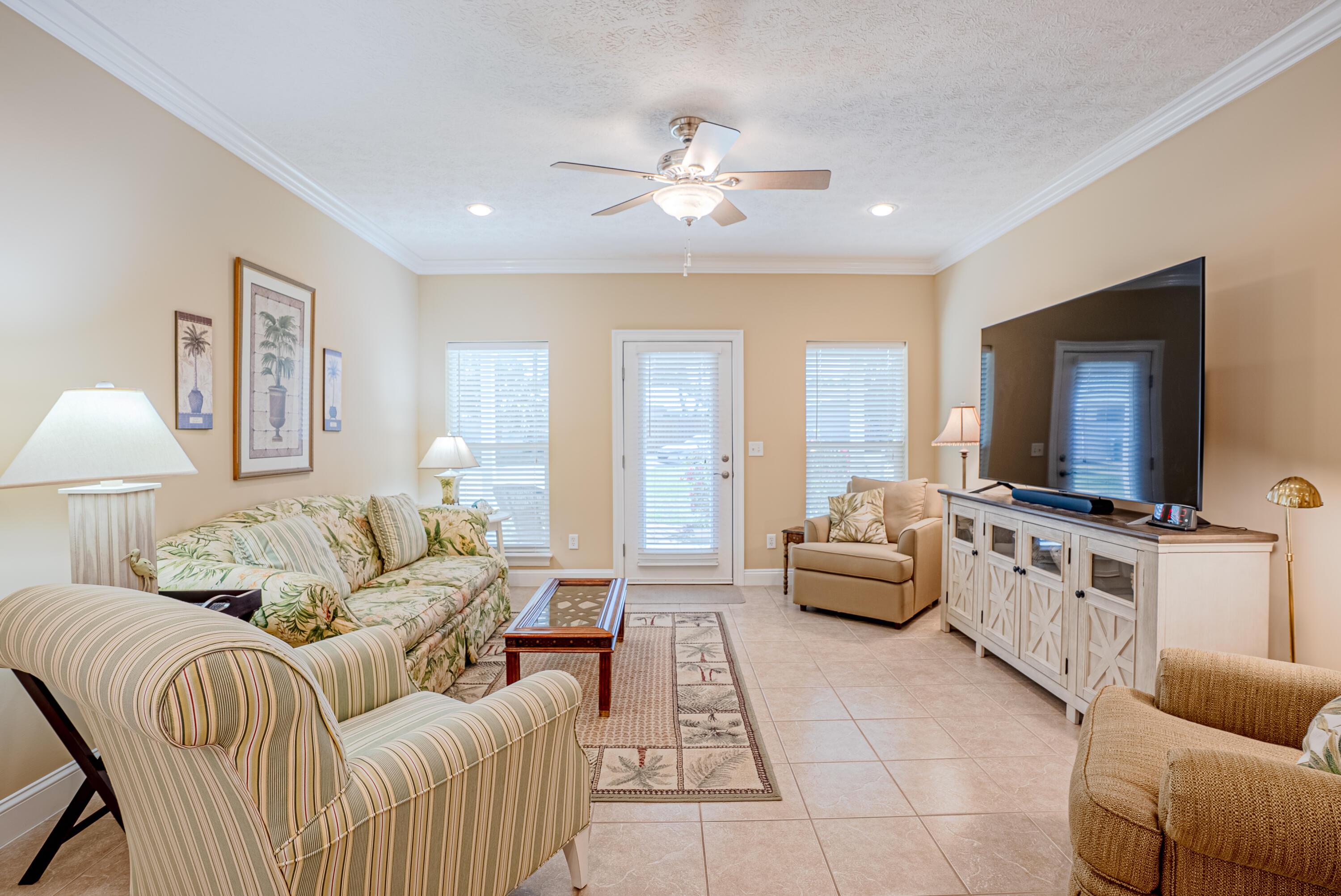 Image 2: Living Room