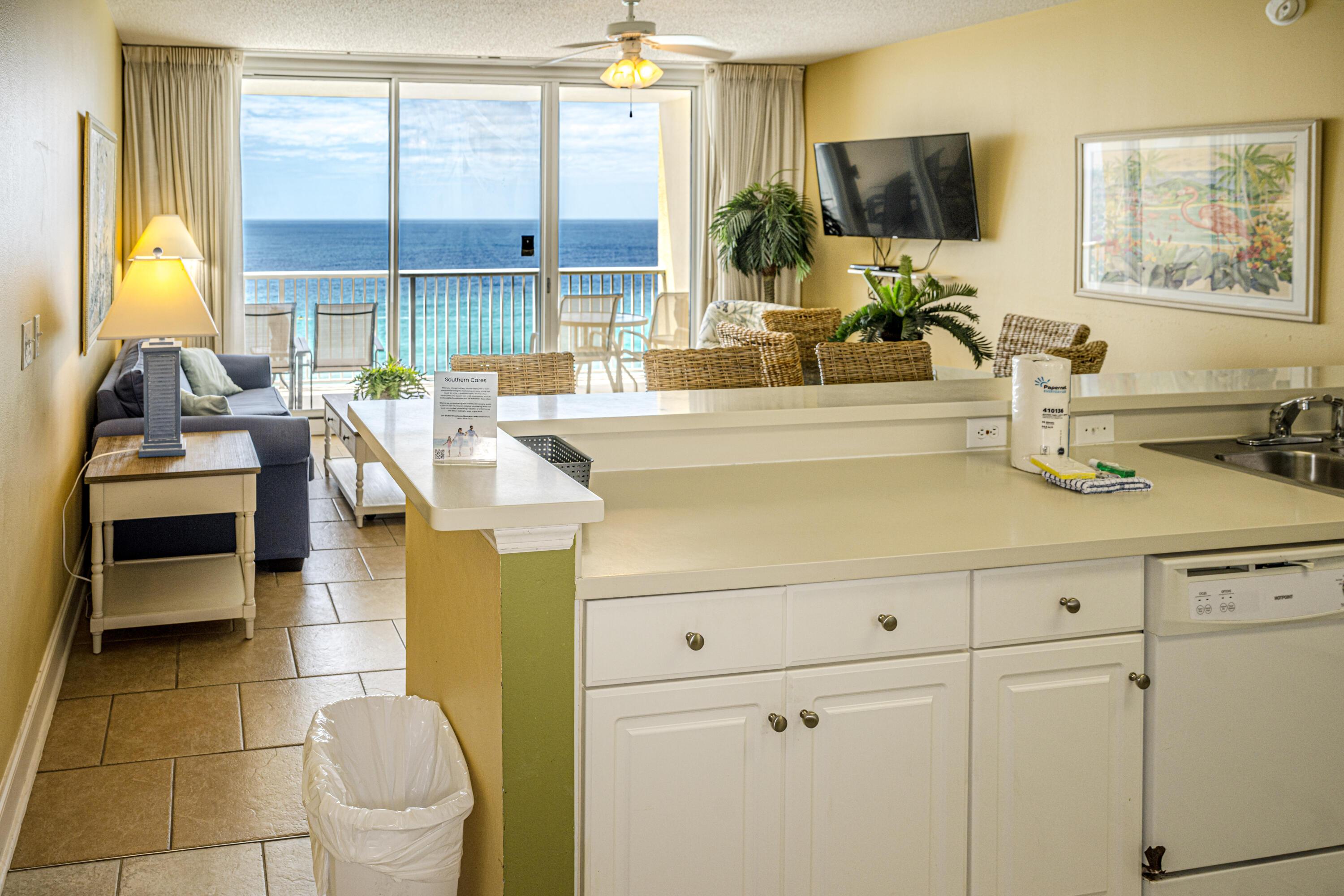 Image 2: Majestic Beach Tower 1-1414