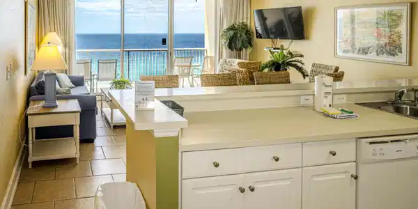Image 2: Majestic Beach Tower 1-1414