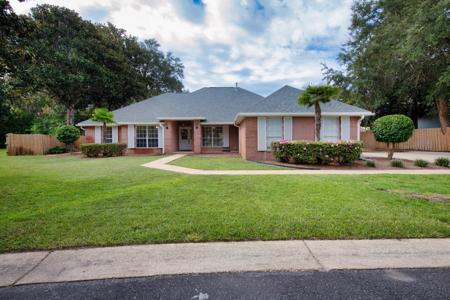 4244 Otterlake Cove