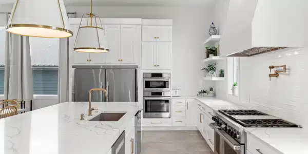 Image 4: 65 Daytona Kitchen
