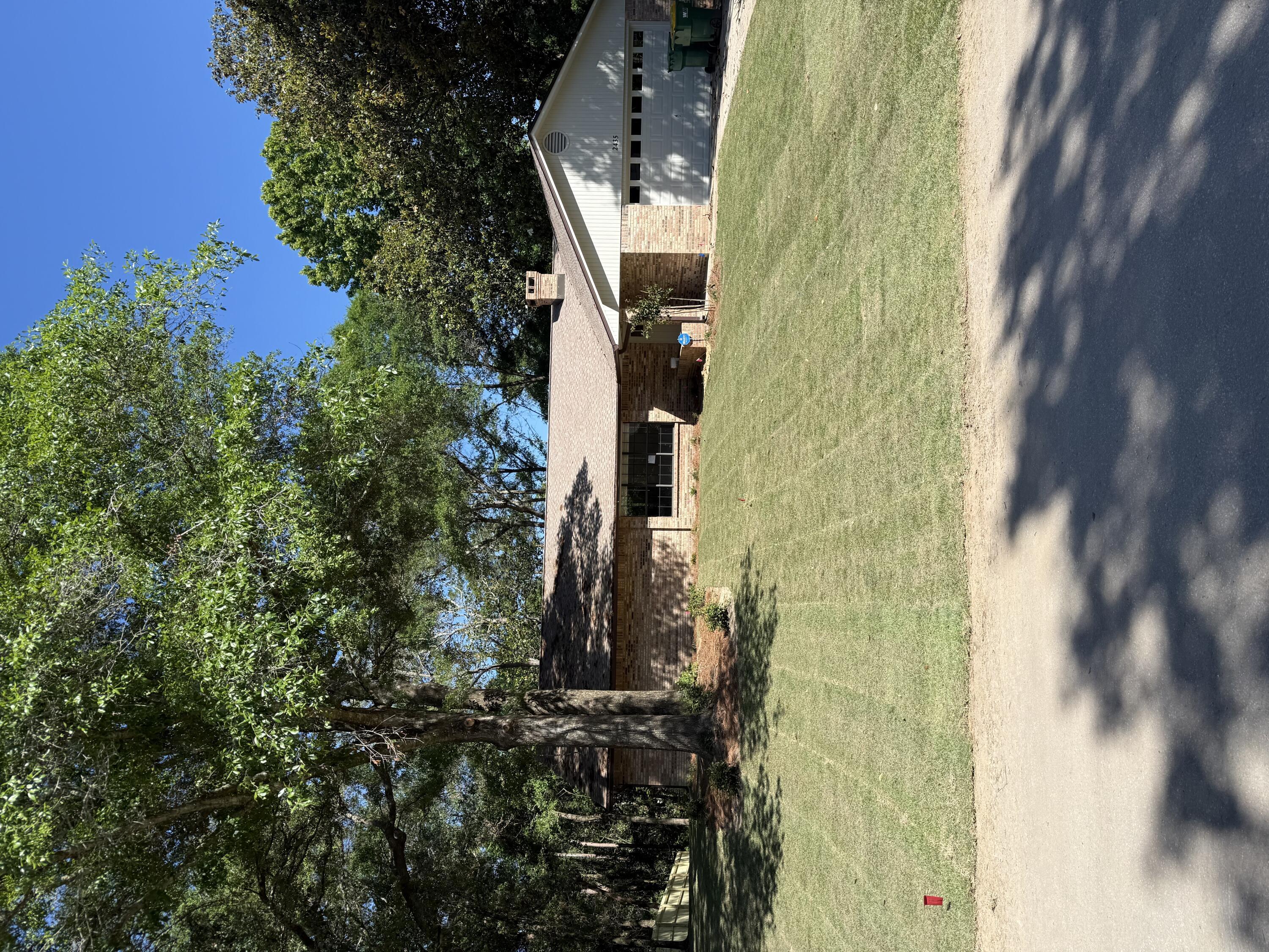 Image 1: front elevation