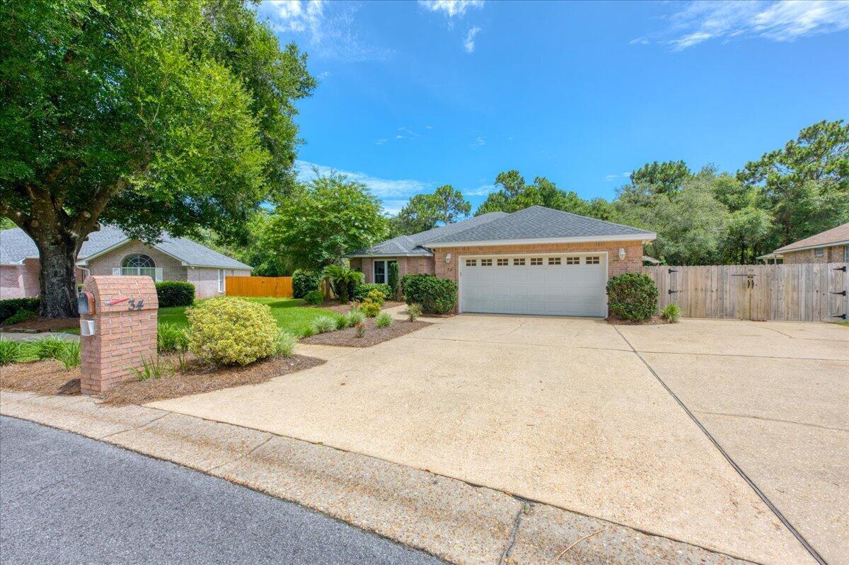 Image 2: 02-34 Hillcrest Dr-Shalimar-2