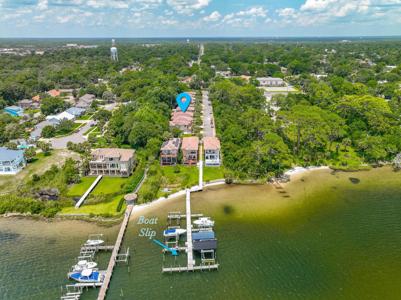 484 Soundview Court