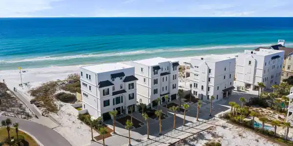 23 Azzurro Way