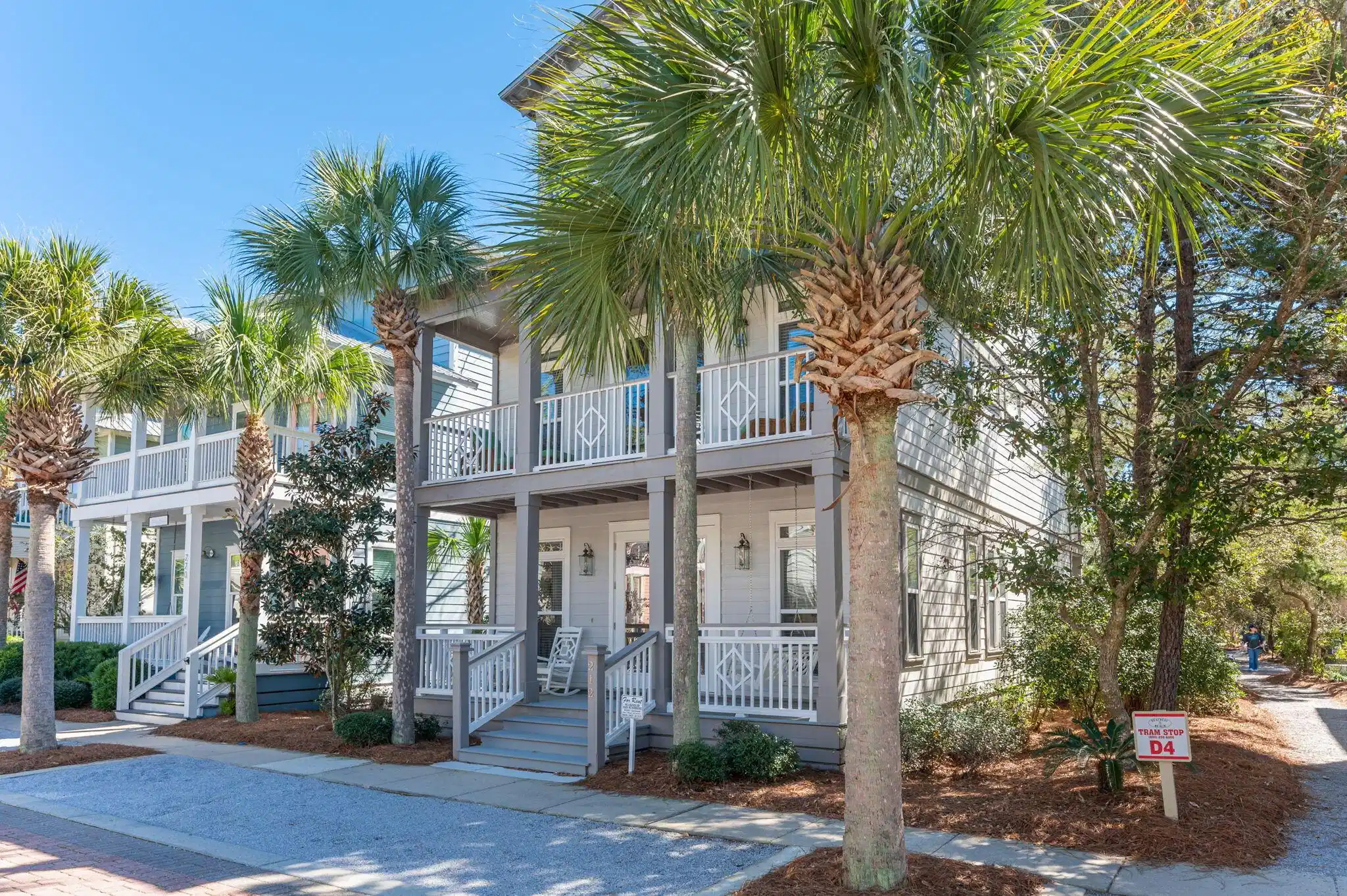 Image 1: 212 E Seachrest Beach Blvd