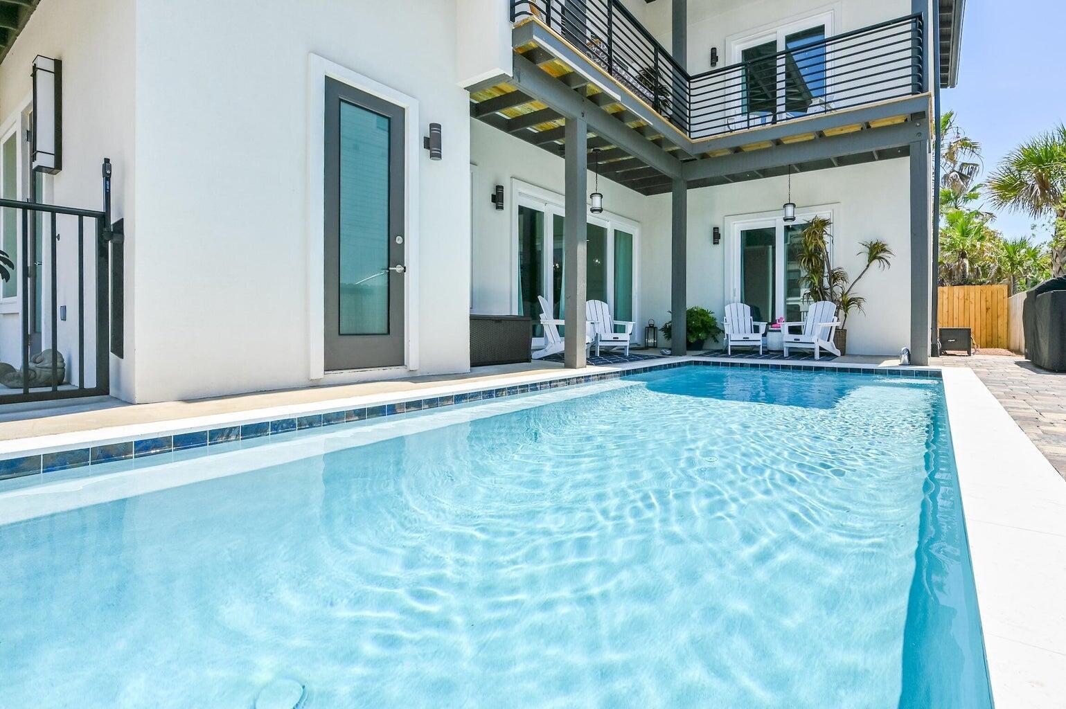 Image 2: Pool 3