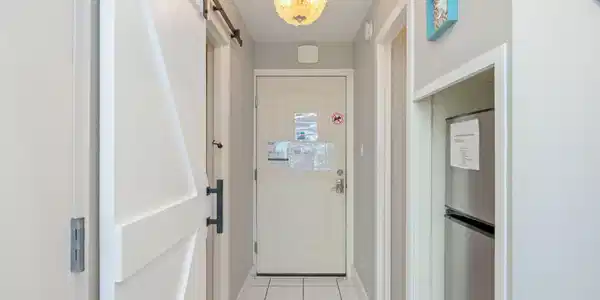 Image 2: Foyer Area