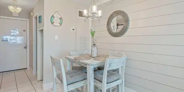 Image 3: Dining Space