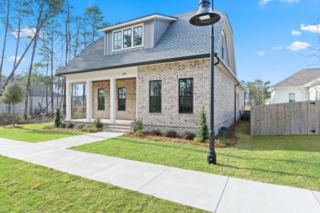 504 Lemongrass Lane