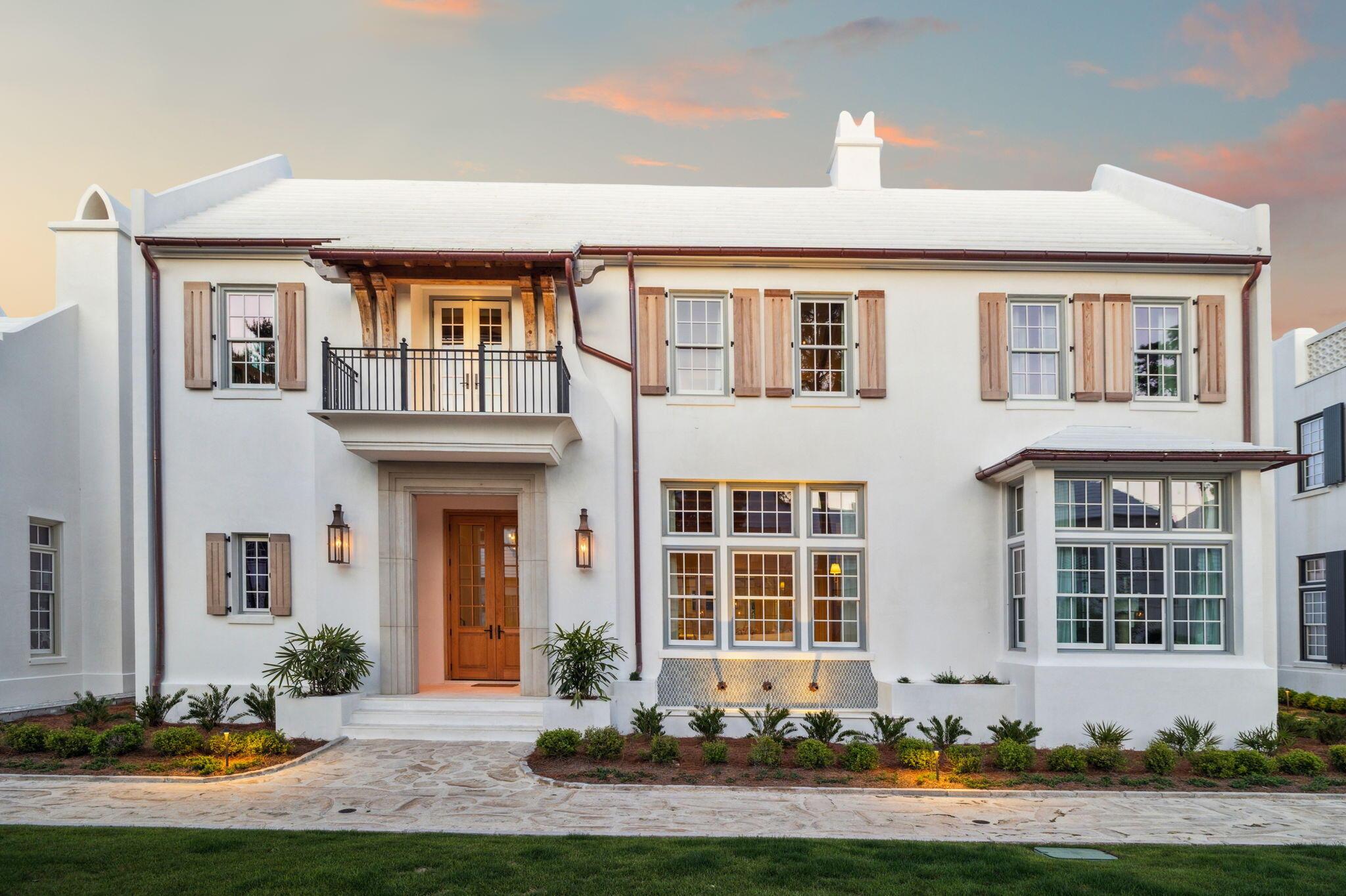 Image 2: 117 Whalebone Aly