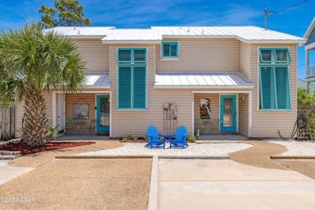3923 Holiday Drive