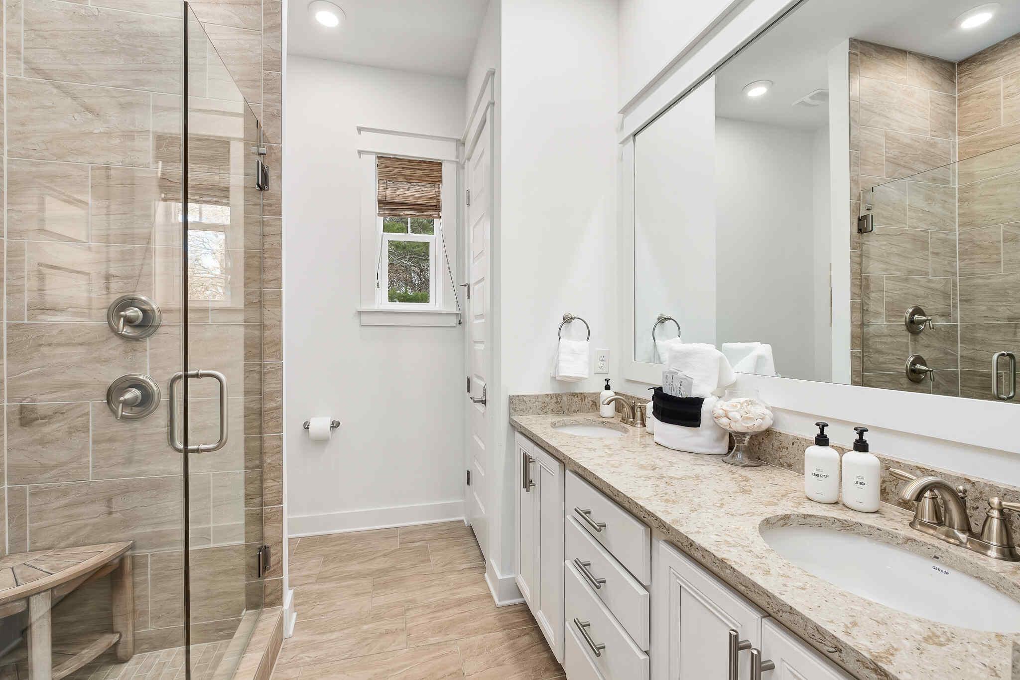 Image 4: Primary Bathroom