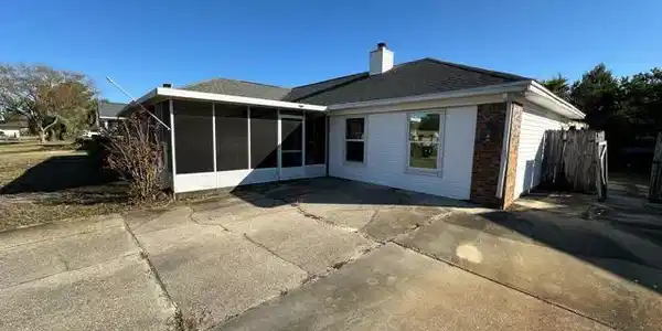 Image 3: front of home
