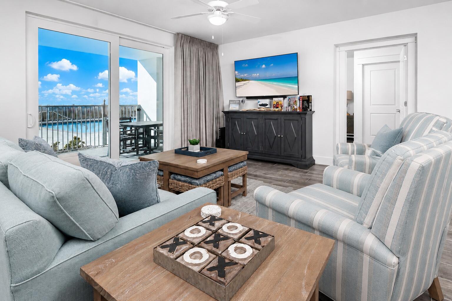 Image 3: Living Area