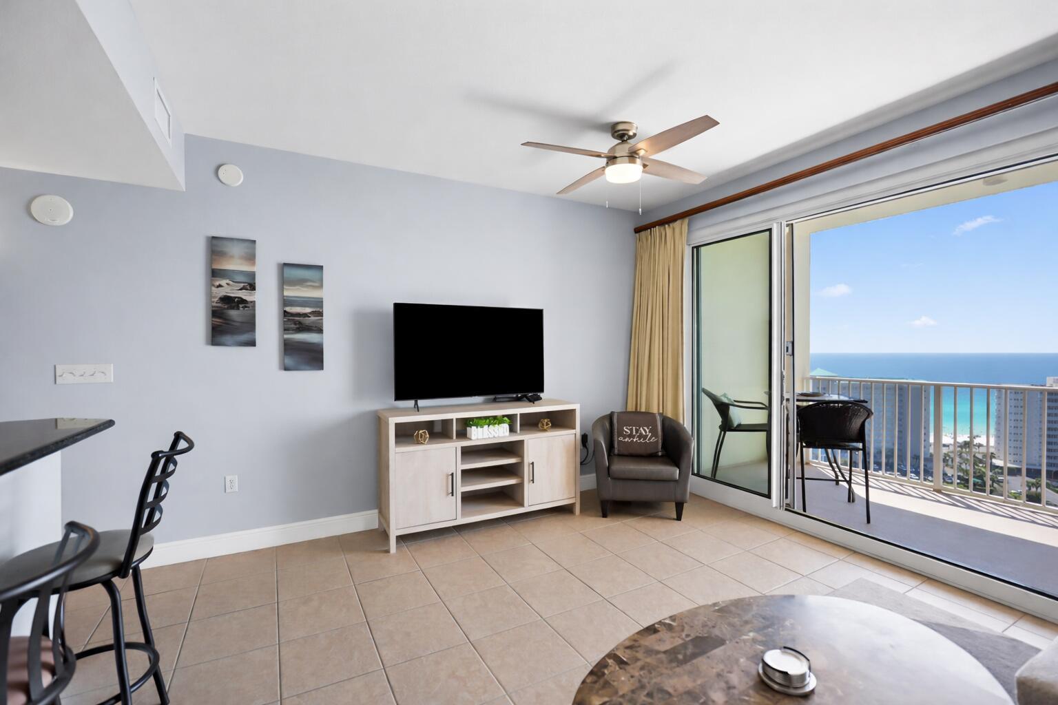 Image 3: ADII #1906_Living room
