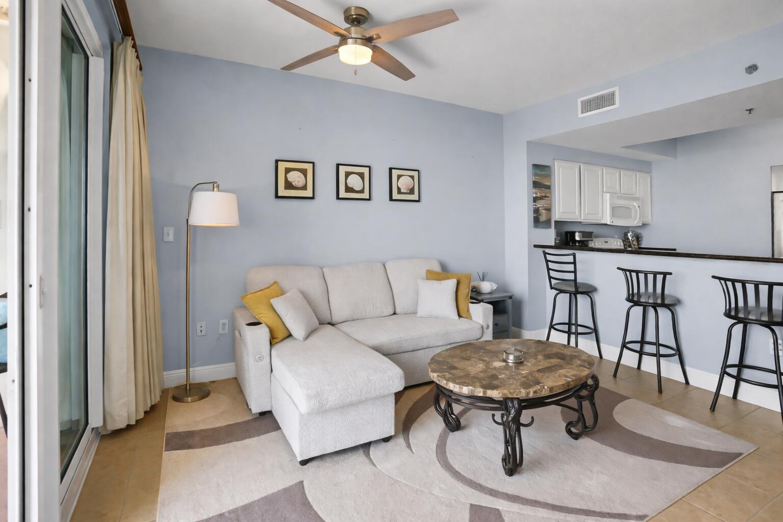 Image 4: ADII #1906_Living room