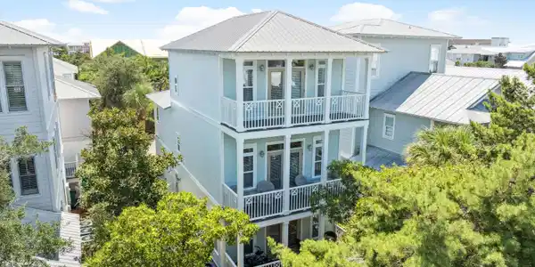 54 Surfer Lane