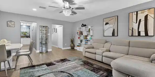 35 10th Street