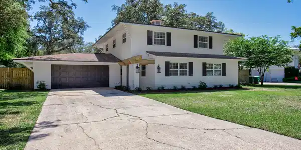 231 Country Club Road