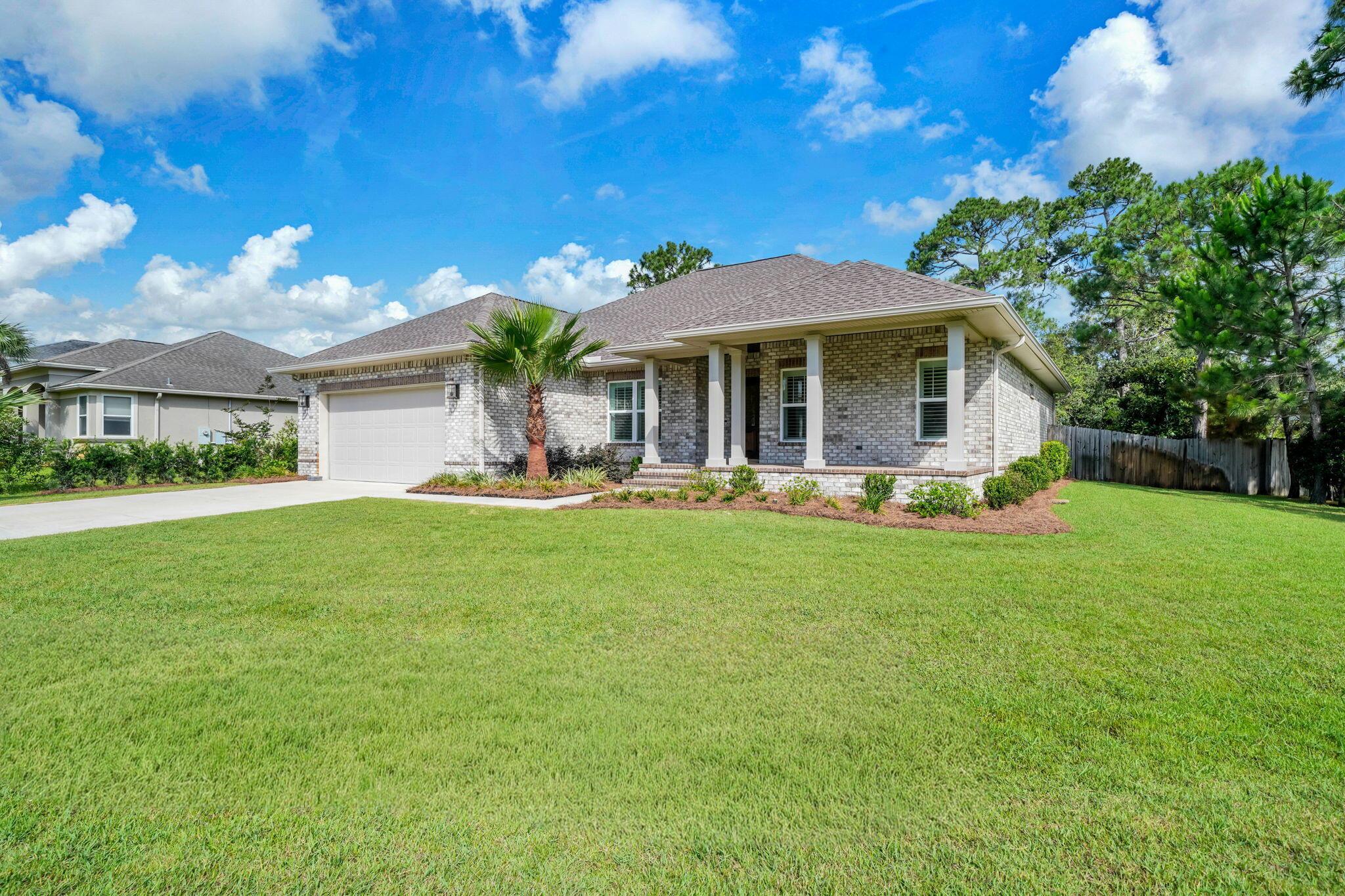 Image 3: 401 Pelican Bay