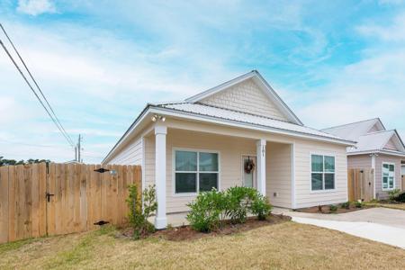 101 Eagle Trace Court