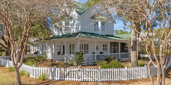 2116 Olde Towne Avenue