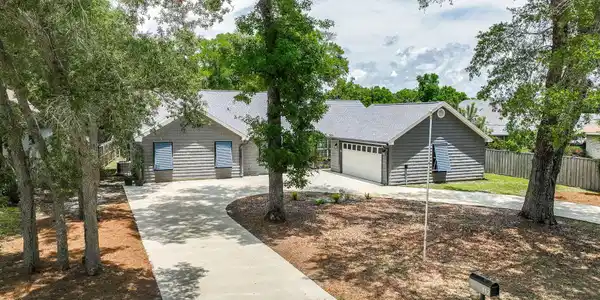 112 Meigs Drive